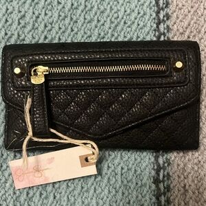 NWT Jessica Simpson Black Quilted Wallet